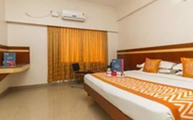 OYO Rooms Majestic Gandhinagar 3