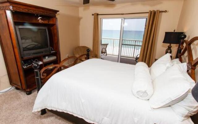 Islander 5003 by RedAwning