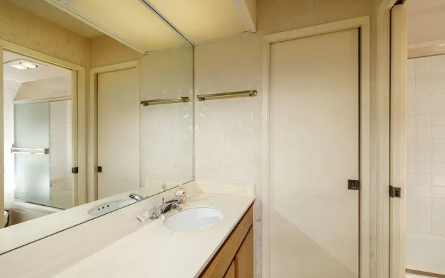 South Sierra Condominium #12416