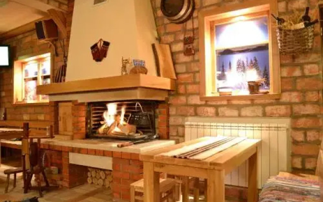 Apartments and Rooms Planinska Idila