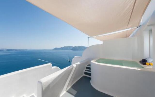 Thirea Suites Oia Sanatorini