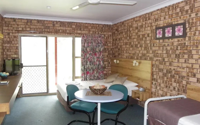Surfside Resort Motel