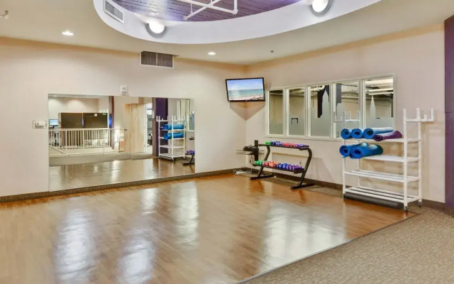 Global Luxury Suites in Downtown Cleveland