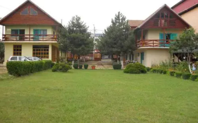 Pensiunea Sapte Pini