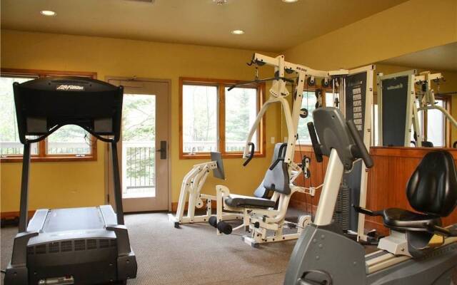 Riverbend Lodge Unit 120 by RedAwning