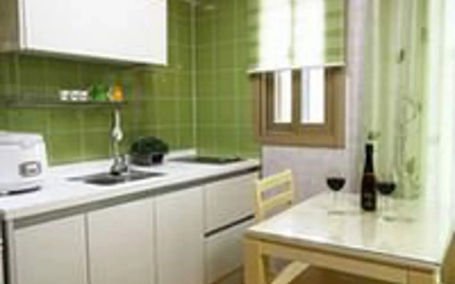 Hongchen Happiness Yard Pension