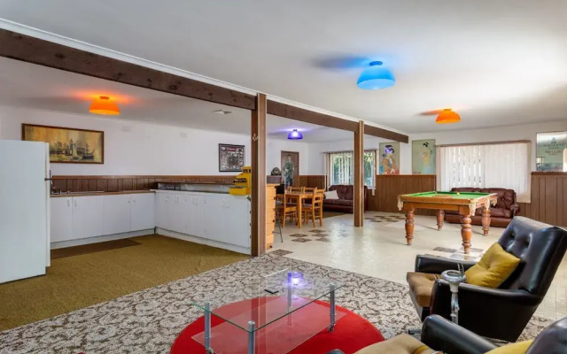 Pebble Way Beach House