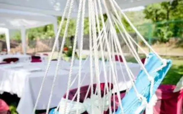 Conacul de sub munte