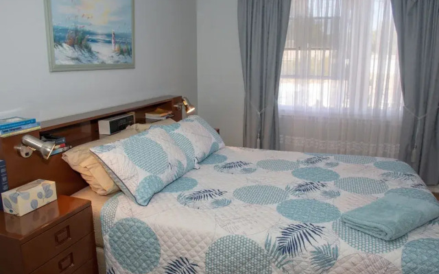 Chrissies Palace - Hostel