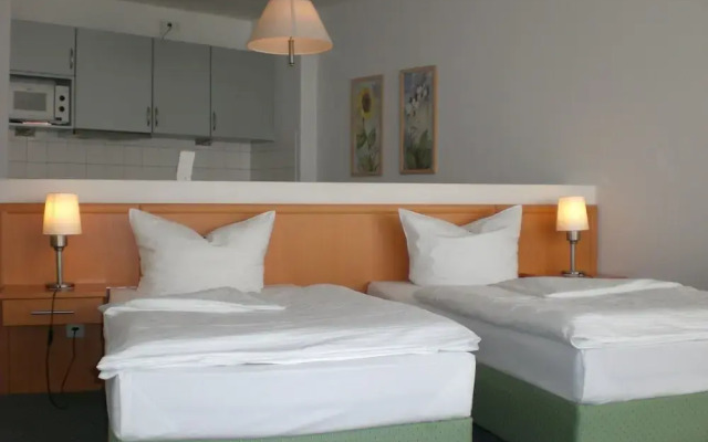 Hotel Rostock West im Kritzmow Park