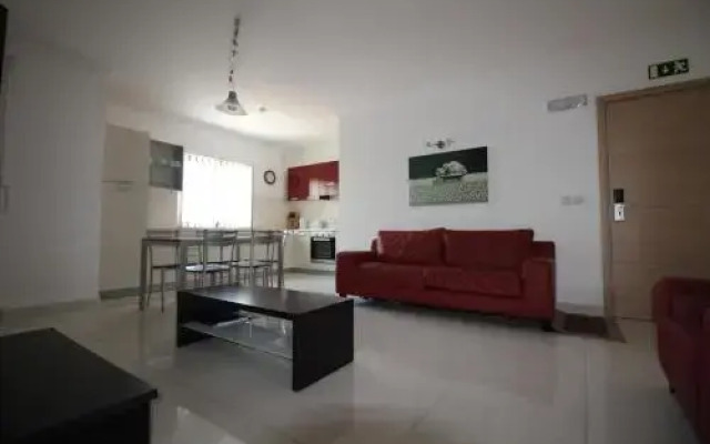 Veduta Hills Complex