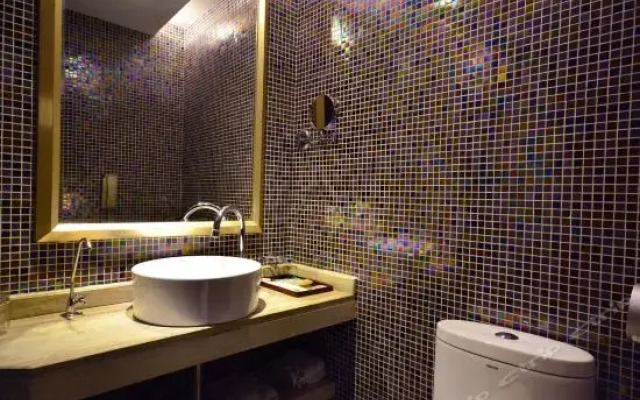 Xianning Lanhai Hotel