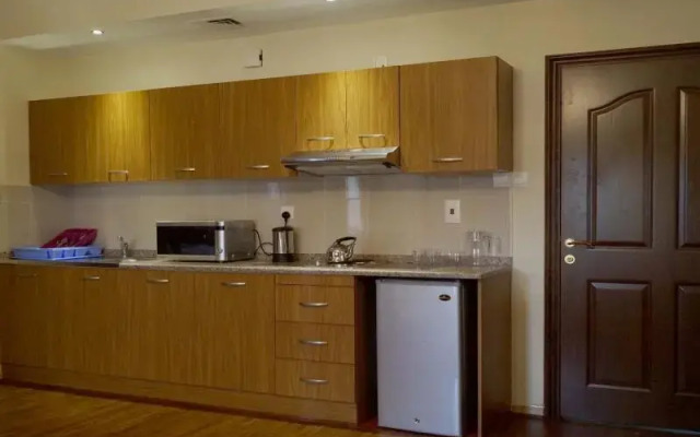 Aureate Hotel Apartment