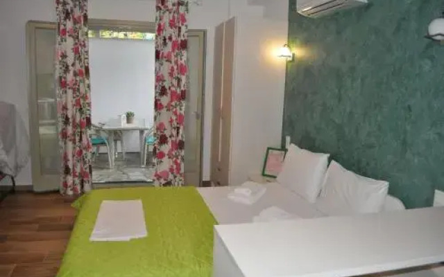 Studios Yalos