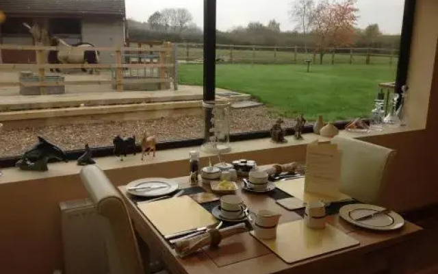 Ravencar Farm Bed and Breakfast