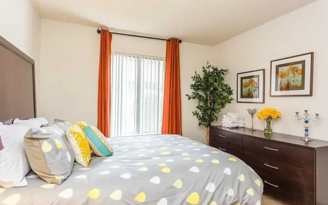 Topeka Apartment #873901 by RedAwning