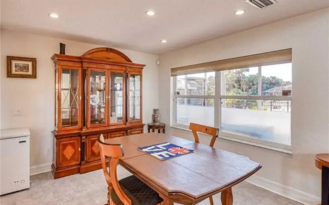 Balmy Breezes - Three Bedroom Home
