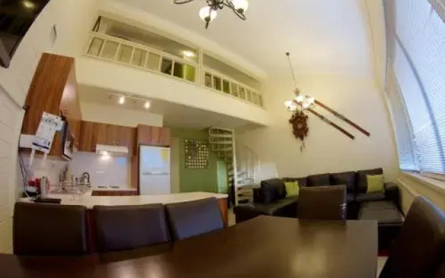 Snow Ski Apartments 32