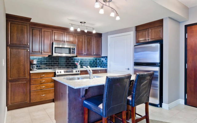 Executive Suites by Roseman - Five West
