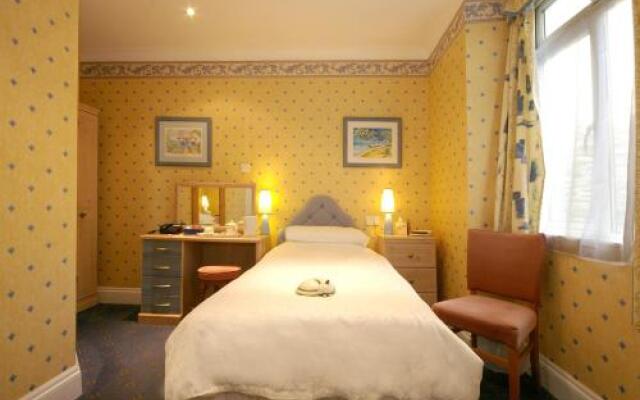 Fieldhead Hotel