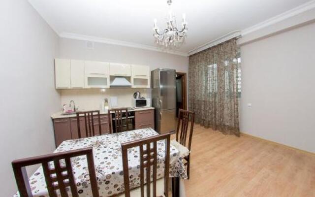 Svetlaya Kvartira v ZhK Nursaya