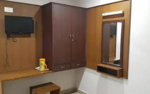Nest Budget Hotel