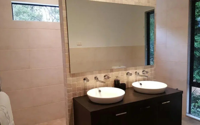 Mistover Valley Yallingup