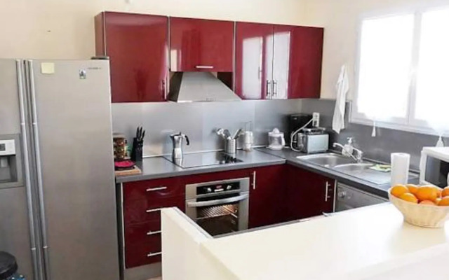 Holiday Home (LOG160)