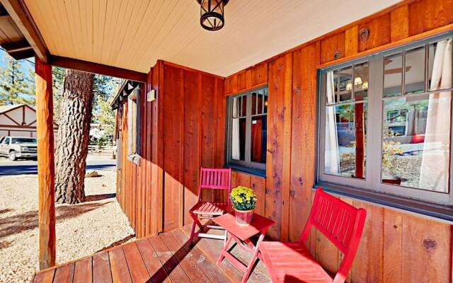 637 Talmadge Road Cabin