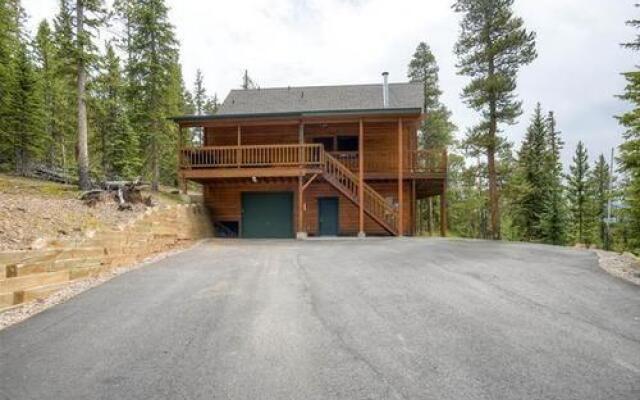 Chalet de Neige Boreas Pass by Pinnacle Lodging