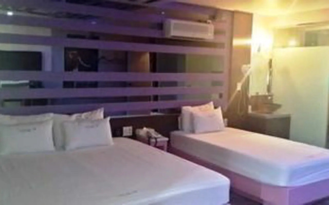 V Motel Yeonsan