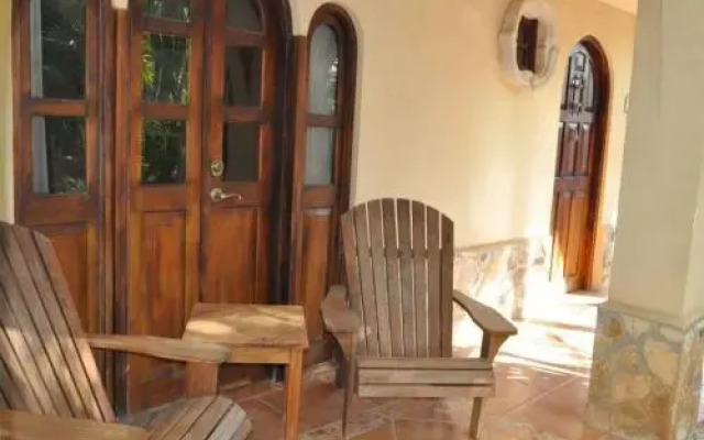 Pueblo Colonial