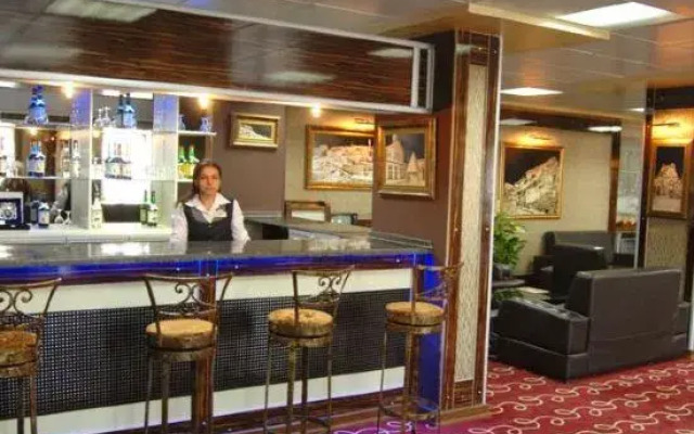 Grand Estel Hotel