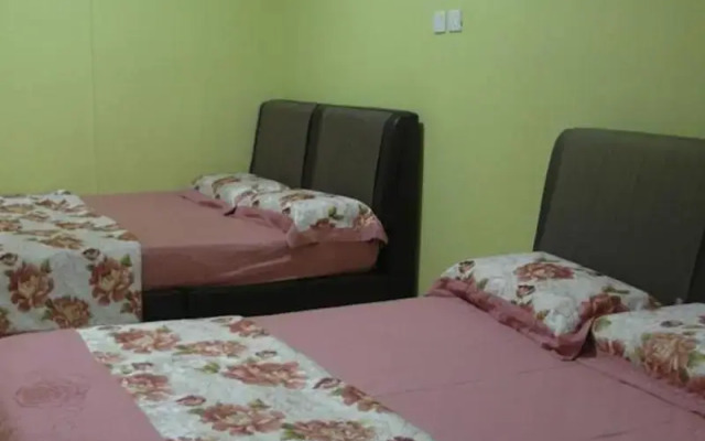 Desa Abadi Homestay - Muslim Only