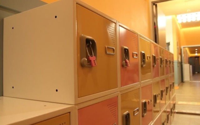 Sanbangsan Hot Spa Guesthouse - Hostel