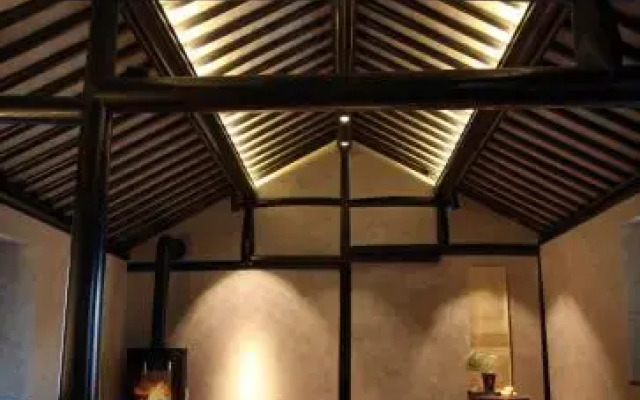 Yin Lv Tong Li Courtyart Hotel 