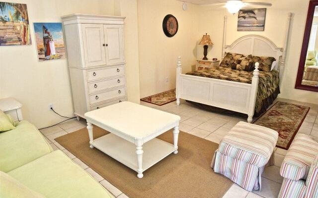 DeSoto Beach Terrace