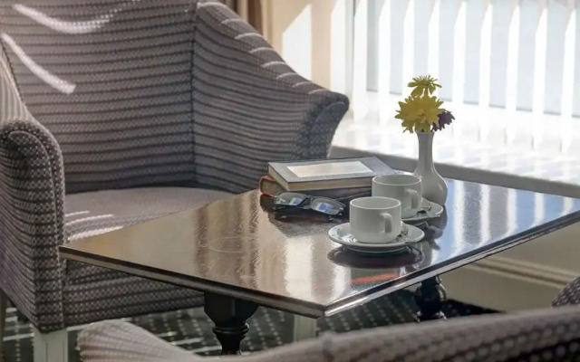 The Sandpiper Hotel, Sure Hotel Collection by Best Western