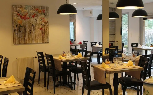 Hôtel Restaurant Aux Genêts d'Or