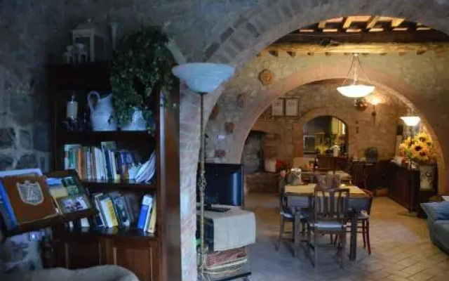 Antico Borgo Montacuto