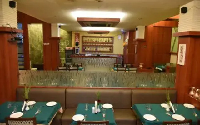 Hotel Monarch Guestline in MIDC Rabale, Navi Mumbai