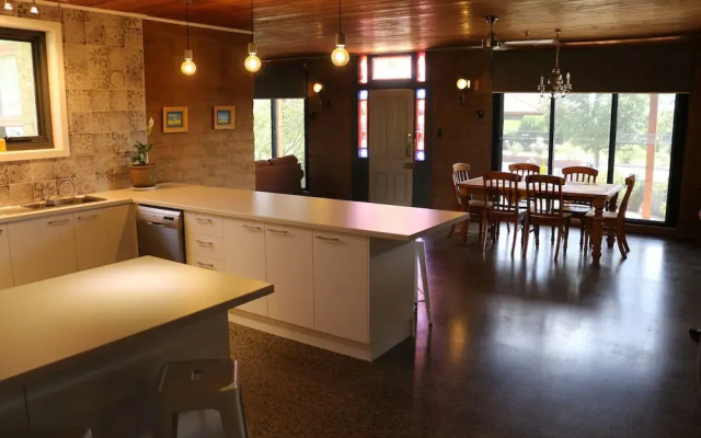 Mudbrick Top of Town