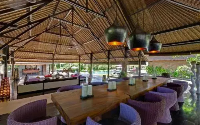 The Chalina Estate