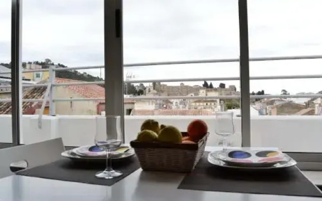 Ático con terraza y vistas