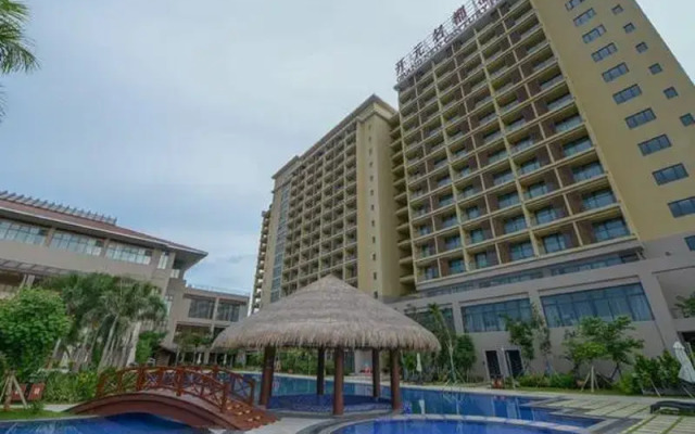 Grand New Century Hotel