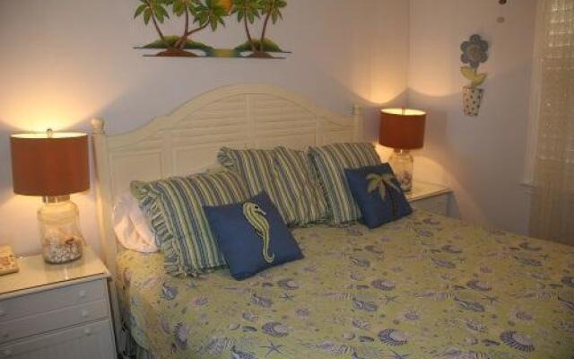 Royal Palms 1107 by RedAwning