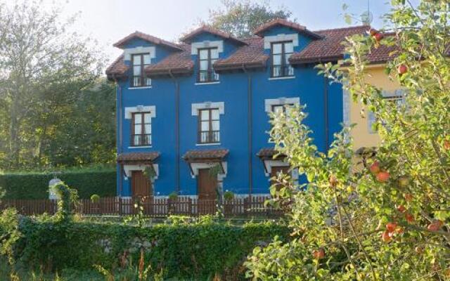 Apartamentos Rurales La Canalina