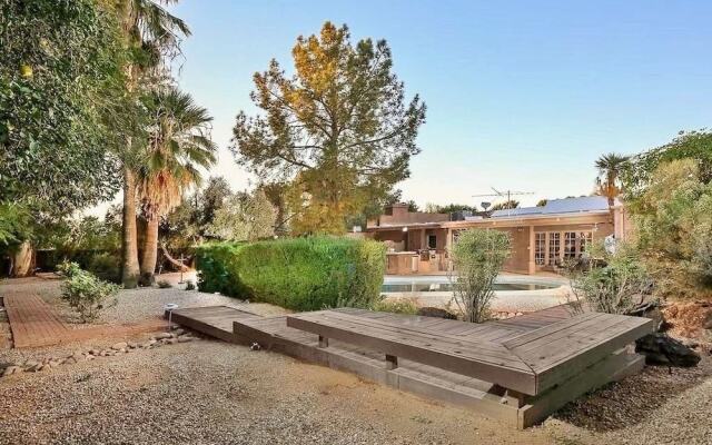 Delcoa Retreat 6br Scottsdale Pool House