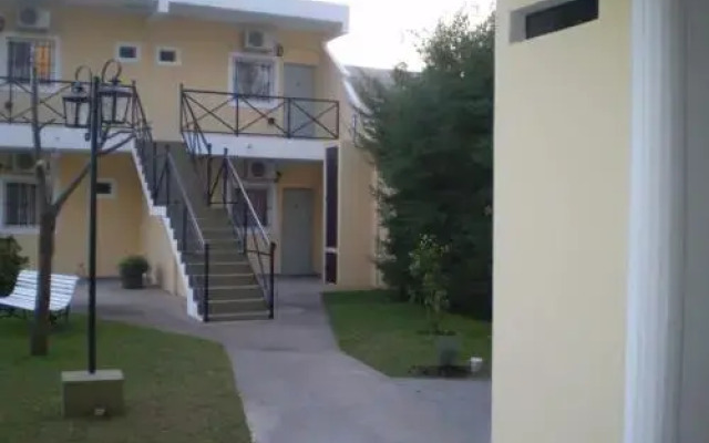 Apartamentos La Esmeralda