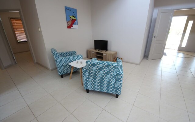 Nautilus at Hat Head